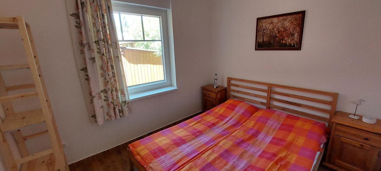 Hostel Zamardi Bagian luar foto