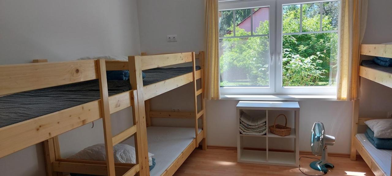 Hostel Zamardi Bagian luar foto
